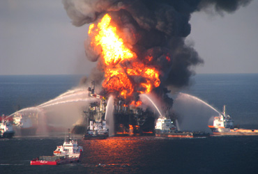 BP Gulf oil rig on fire